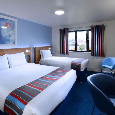 Travelodge Dublin Phoenix Park Каслнок Экстерьер фото